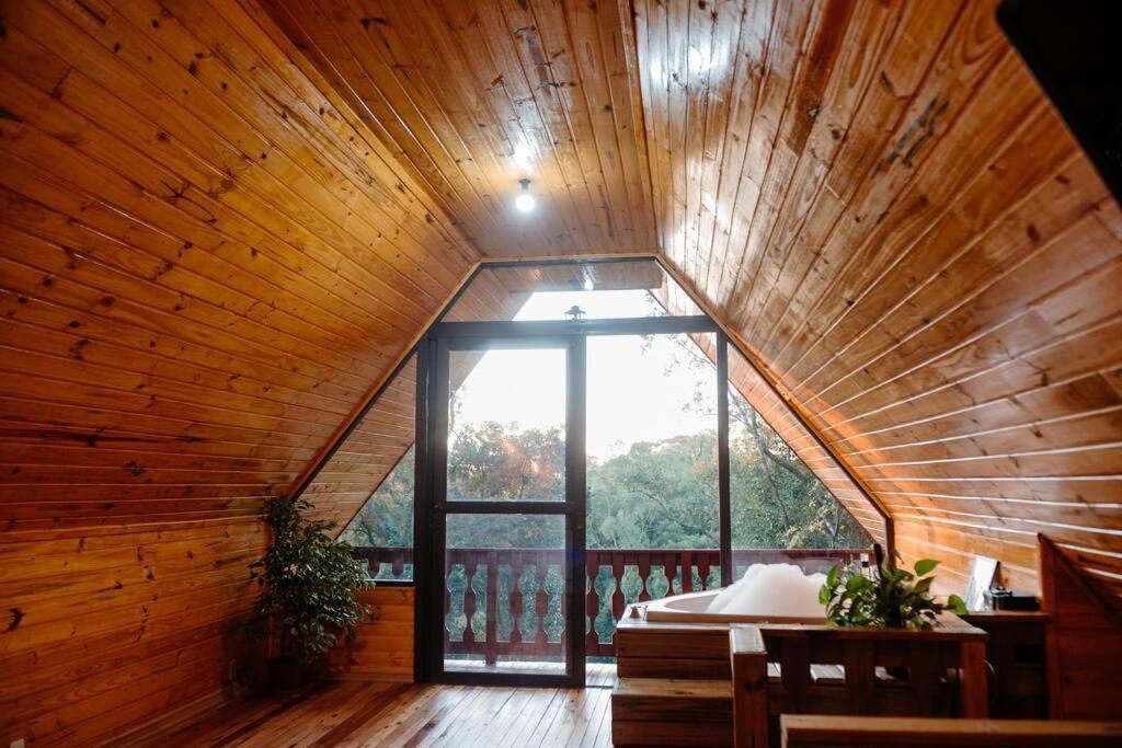 Chalet Chale Lua Cheia Flores da Cunha